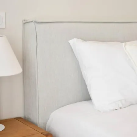 Apartment Chic 1br Location Newly Refurbished Paris
